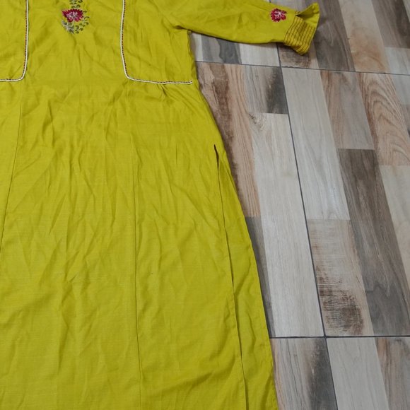 DESIGNER SUMMER KURTA WITH PANT - Picture 3 of 8